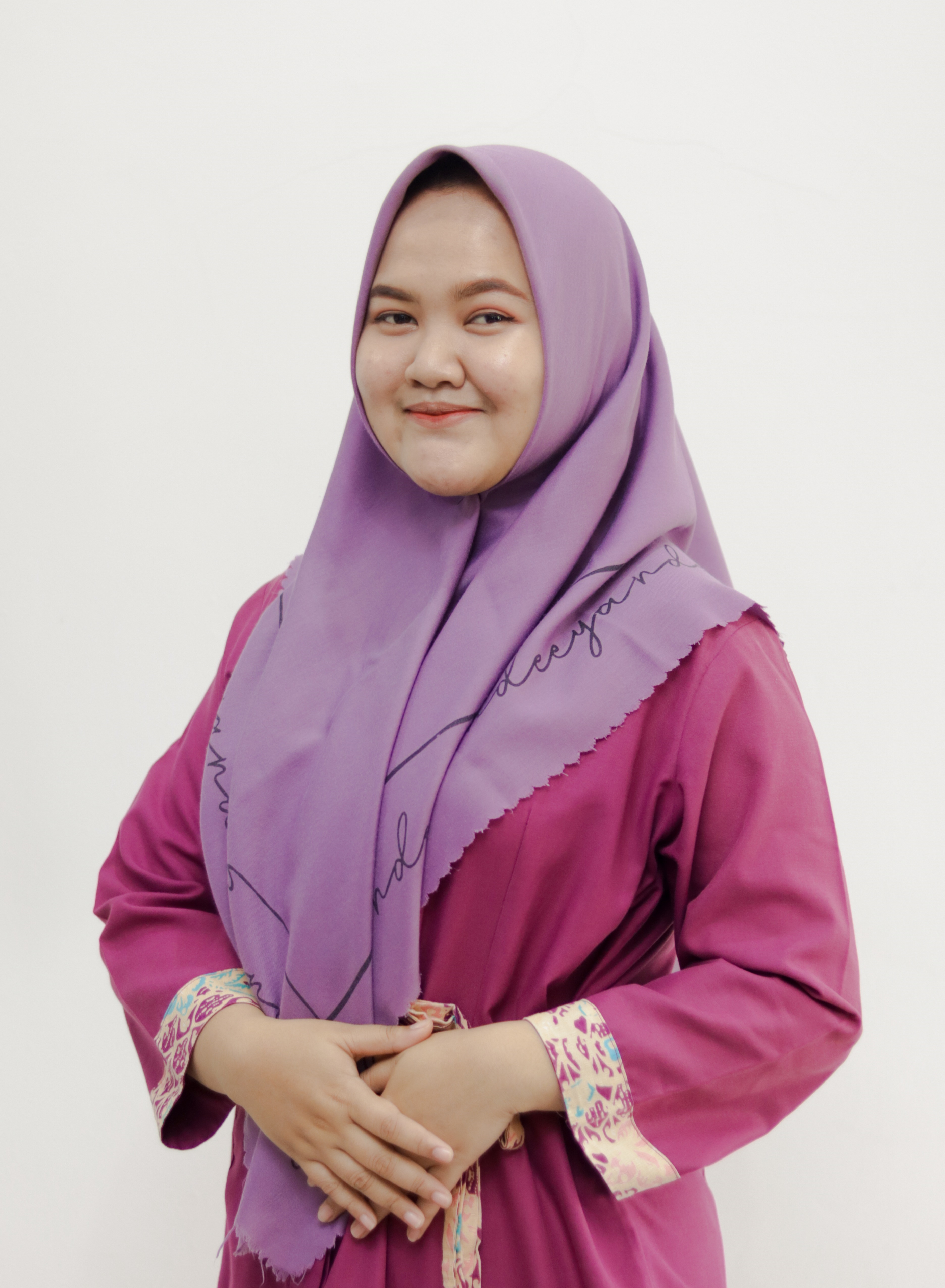 Bidan Gina